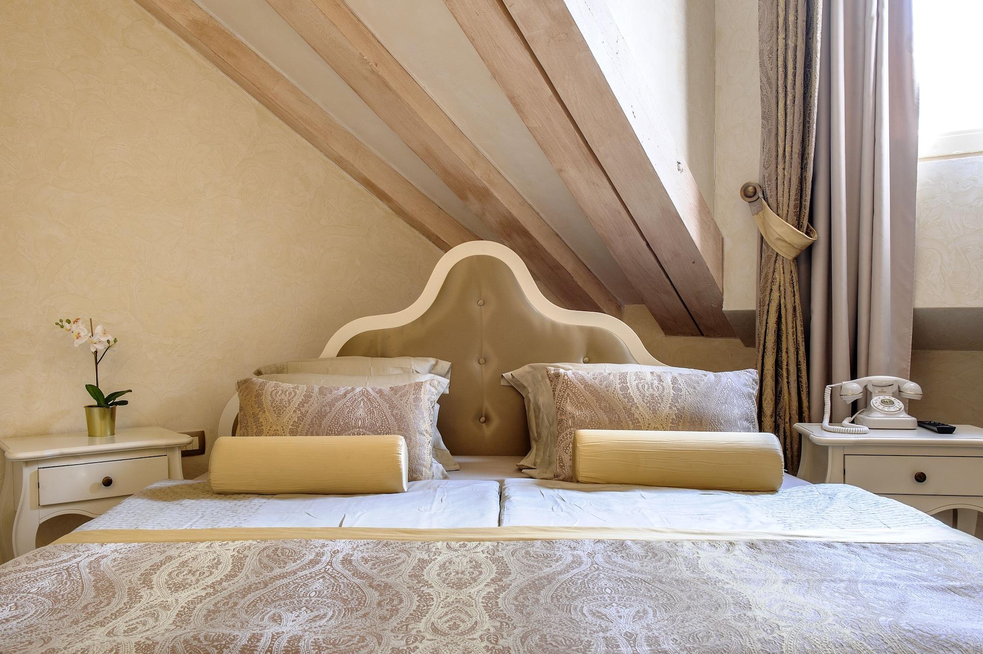 Heritage Life Palace Hotel 4*